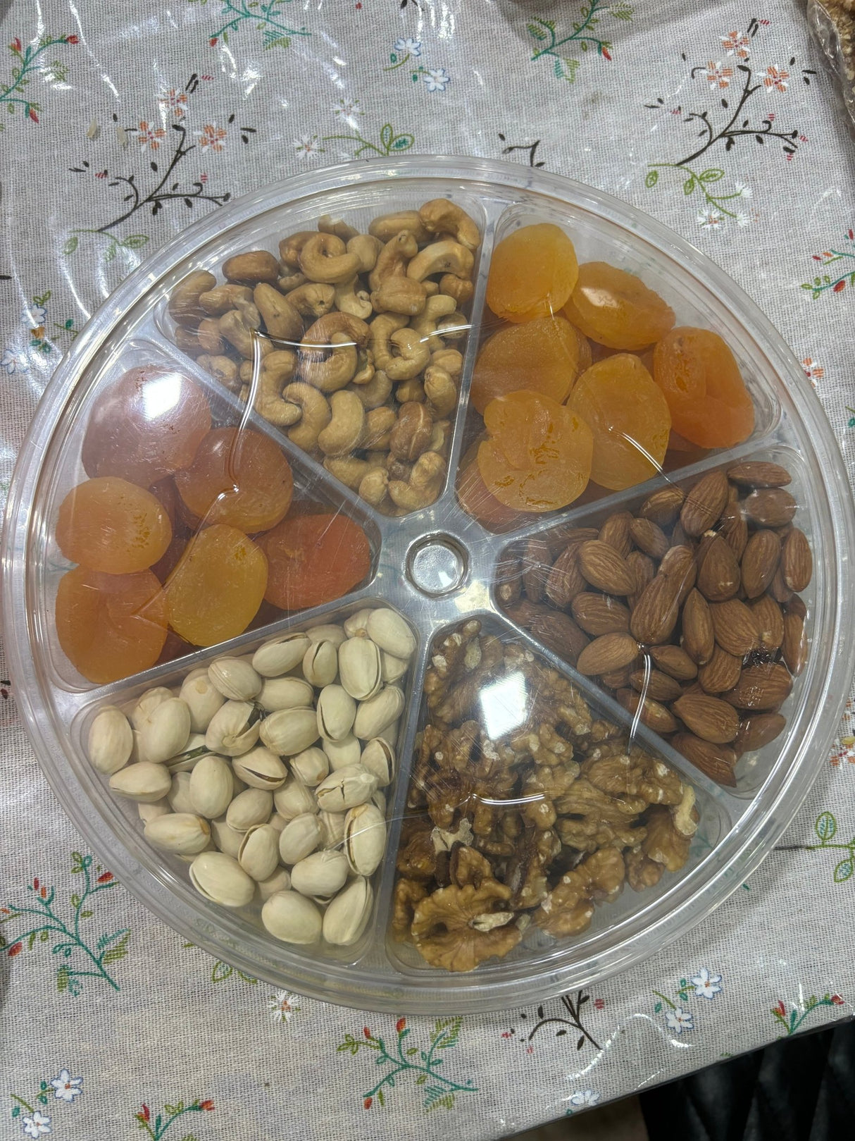 Premium Dried Fruit & Nuts Platter - ZamZam Sg